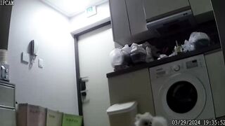 신작IP_CAM 바로 앞 화장 [거유 Z폴드 배꼽피어싱녀]