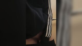 딱풀녀 화장실에서 친구소리 들으면서