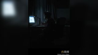 MDSR0007-1新婚妻子與菜老闆 菜攤廁所姦淫嬌妻 蘇暢 china