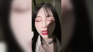 입에 가득한