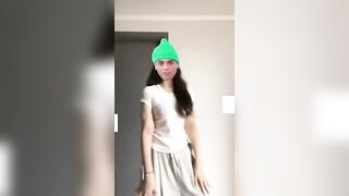 틱톡 찍는 ㄱㄷ의 일탈 (1)