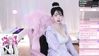 네, 꽤 크죠 korean bj