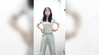몸으로 돈을 빌리는 여자 (2)