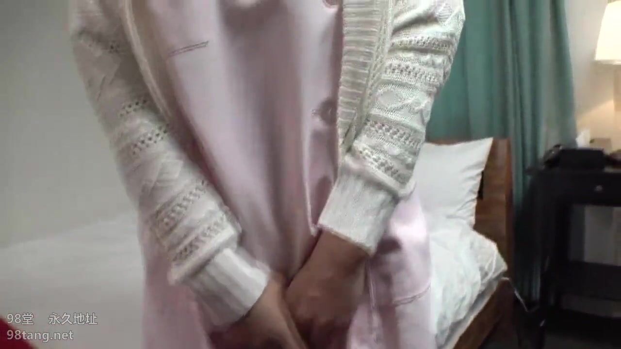FC2PPV 1596764 Finger sticks through the hole in my ass and rattles my back teeth] Dental assistant, 31 years old [Training] Pinching my nipples makes me feel soaked in my pussy jav 1 