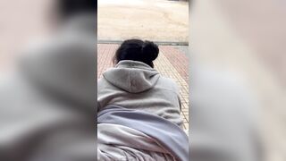 어린놈들이 밖에서 대놓고 (1)