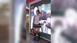 （BC-AA-477）チュチュスカートの女子高生が透け透けの肌色ストッキングを履いている。細い下着をディンプルに挟み込み、お尻を90度曲げている【一部部屋オリジナル】 ipcam 1