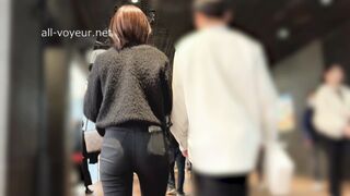 【４K・高画質】#63 スタイル抜群スレンダー美女とレギパンセレブ系美女を追い撮り ipcam