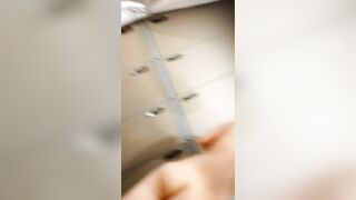 第53話～中国のとあるクラブ～美女が着替えてお風呂に入る～画面が映り込んでBが確実に見えてしまう ipcam (4)