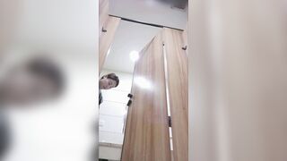 【厕拍】精彩后拍少妇小姐姐大屁股 拉屎撒尿22V[某房原版] ipcam (2)