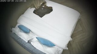 美しく魅力的な女神が、コンドームも使わずバイブレーターを使ってボーイフレンドに残酷に犯された china ipcam