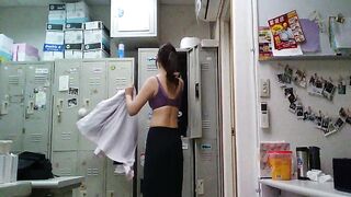 【試着室盗撮】女の子の着替えと乳首露出を隠し撮り【HD水なしオリジナル版】 ipcam 1 (2)
