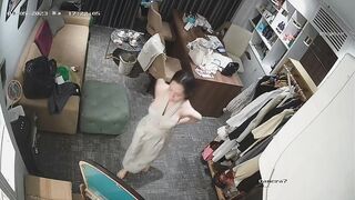 【割れカメラ】気性の荒い洋品店の女将さんは胸が大きくて乳首がピンクでスタイルも良い【とある部屋のオリジナル版】[ ipcam (7)