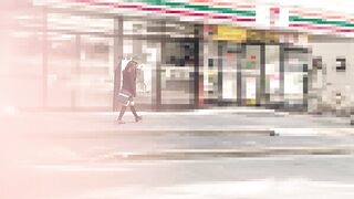 青チェ赤髪JK▷ノーパン剛毛。サブカル系女子の毛穴まで見える接写マ〇コをローアングルスカートめくり【パンチラ盗●風】 voyeur jp