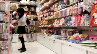 極小フロントスケスケTバックで生尻ブラモロ見え！可愛いセーラー娘のパンチラ盗撮 voyeur jp 6