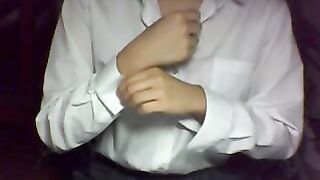 な女の子がお願いされてポーズとったらやっぱり見えちゃった jav 3 (8)