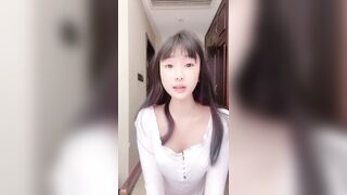 清純女子高生！待ちに待った、ついに再開のショー：オナニー＆潮吹き！【『あの部屋』オリジナル版】 china 3 01