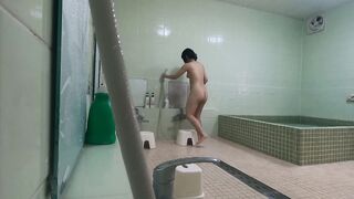 集団制服着替え！爆乳部員おっぱい洗い！入浴水中撮影！県内唯一の女子校ラクロス部合宿大浴場を6カメ完全追跡！ voyeur jp 05-150426