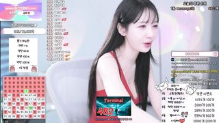 같은 의상 비슷한 참 젖 느낌 겨우디 VS 그릴래영 korean bj 3