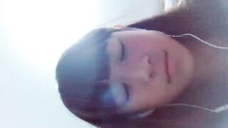 坂道級美少女の限界チラ配信 jvip
