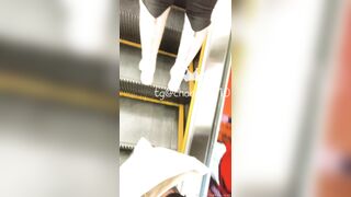 新たにリークされた❤️ 衝撃的な映像 【路上銃撃】超爆発！少女を撃ち、射精排尿（2） ipcam 31-190426