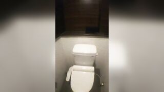 実家で変態活動する女の子！　パパ、ママの目を盗んで変態自撮り❤ jvip 03