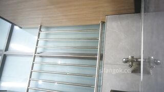 高級オフィスビルでトイレを利用する「女神たち」の隠し撮り toilet