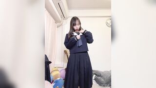 【1日限定47本セット】かわいい女の子が自撮りでおまんこ９８、オナニー、野外露出な jvip 11