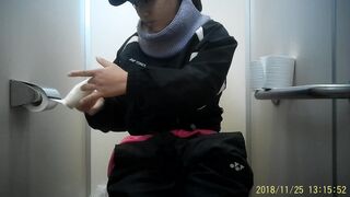 てにすくらぶ⑪ ３名登場！そんなに脚を広げて拭かなくても・・( ;∀;)丸見えですね( ;∀;) voyeur jp 160526 02
