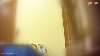 【神降臨 風呂編】カメラがあると知らずに全裸でしゃがむ voyeur jp 170526