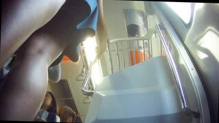 S逆さ撮り＃９ パンツ丸見え voyeur jp 170526