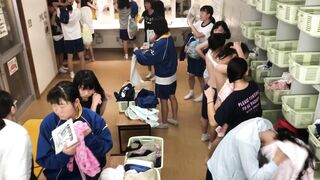 究極の女子たちの合宿風呂 6 voyeur jp 170526