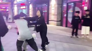 (한국야동) 일진년들 길거리 집단 난투극 korean porn vip