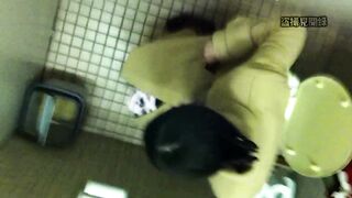 究極のバレ トイレ盗撮Vol.1 撮影者開き直り voyeur jp 180526