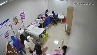【ハッキングされたカメラ】一般病院の婦人科における妊婦の膣内診【あるウェブサイトからのオリジナル版】 ipcam 2 (7)