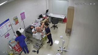 【ハッキングされたカメラ】一般病院の婦人科における妊婦の膣内診【あるウェブサイトからのオリジナル版】 ipcam 3 (15)