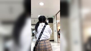 ２人のお嬢さんの逆さパンチラ動画-静止画-オマケ付き-２０６ voyeur jp 06-200526