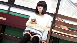 盗撮バレ-可愛いミニスカニーソ娘のpモロ見え極上対面ぱんちら voyeur jp 01-200526