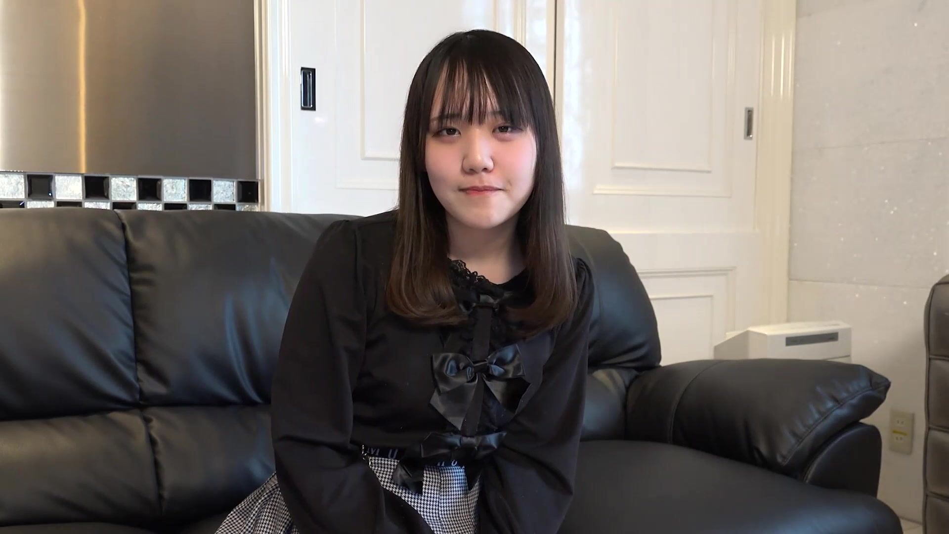 FC2PPV 4904966 [Individual shooting] First shot ☆ I was a virgin until recently! Enjoy JD's 18 year old ☆ BODY ♥ Good at hand job and blow job ♥ Really excited creampie ♥ Comes with bonus JAV 1 