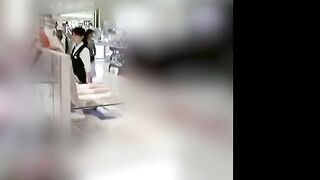76-ハンカチ売り場の制服店員さん-百貨店 voyeur jp 01-250526