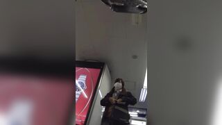 問題作3 あの青チェツインテール激カワkちゃんを我慢出来ず触ってしまいました voyeur jp