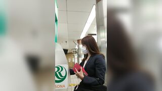 逆さめくり動画２０ スーツ タイトスカート voyeur jp 02