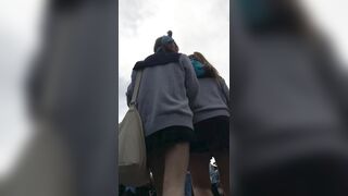 4k街撮り夢の国 制服パンチラ3 voyeur jp