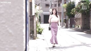 SONE-620 Her K-cup breasts, visible even through her clothes, catch... Reducing Mosaic JAV