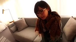 素人の動画-200GANA-2215 マジ軟派、初撮。 1426 新宿で土下座までしてナンパした顔もスタイルも超S級の美女